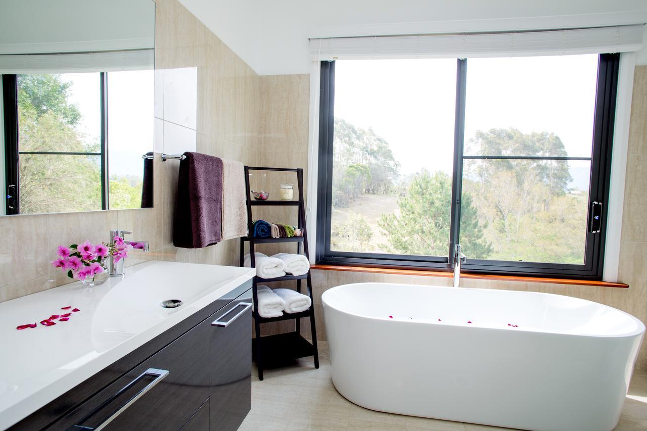 Lilypad Luxury Cabins Bellingen Bagian luar foto